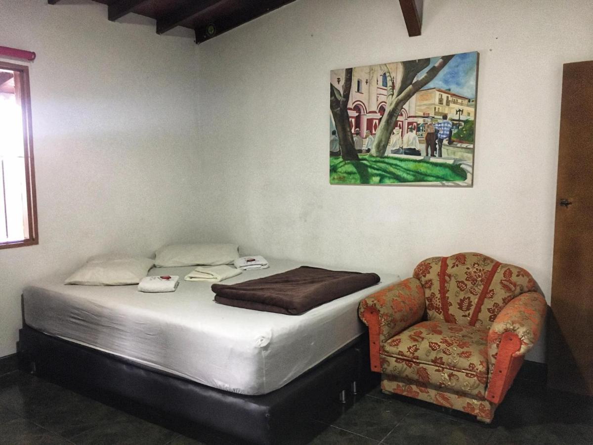 La Casona Hostel กัวตาเป ภายนอก รูปภาพ