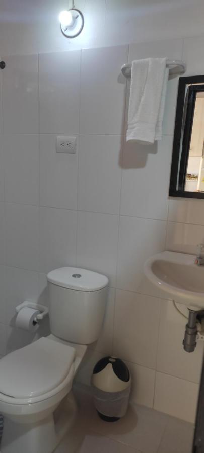La Casona Hostel กัวตาเป ภายนอก รูปภาพ